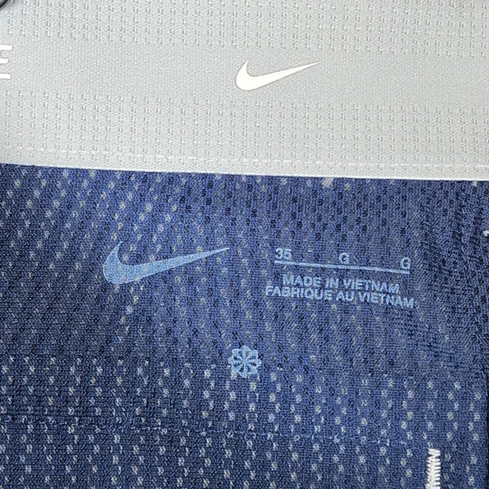 Nike Mens Blue White Seersucker Stripe Golf Shorts Stretch Preppy Size 35